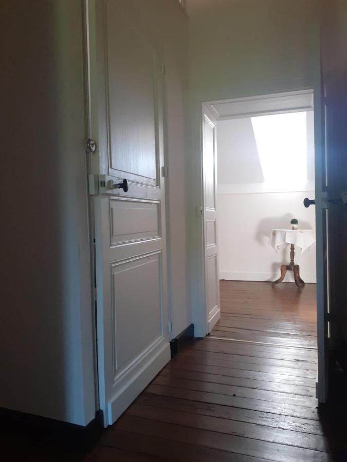 Maison blanche Cherval Extérieur photo