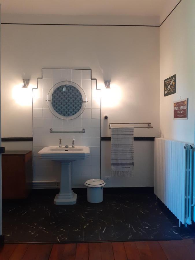 Maison blanche Cherval Extérieur photo